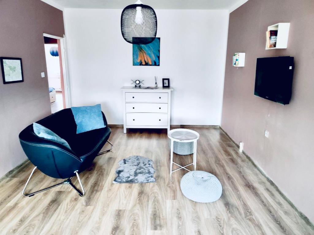 Apartman Domov 데친 외부 사진