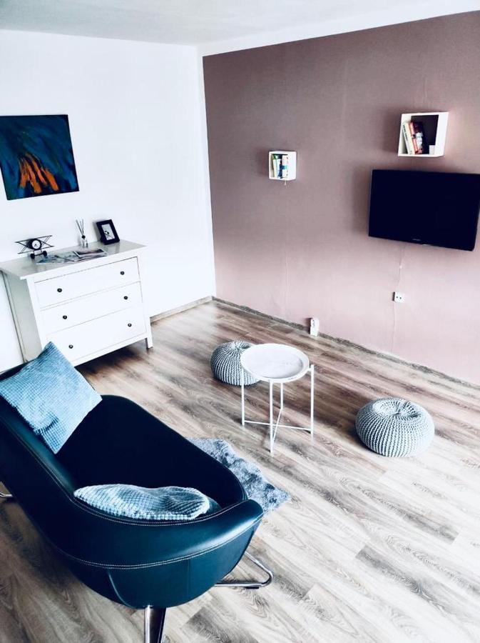Apartman Domov 데친 외부 사진